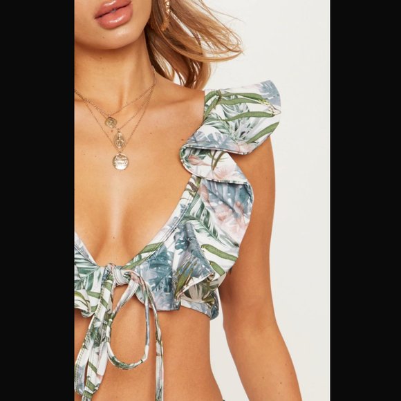 PALE KHAKI LEAFY FRILL 3 PIECE SET - Picture 6 of 11